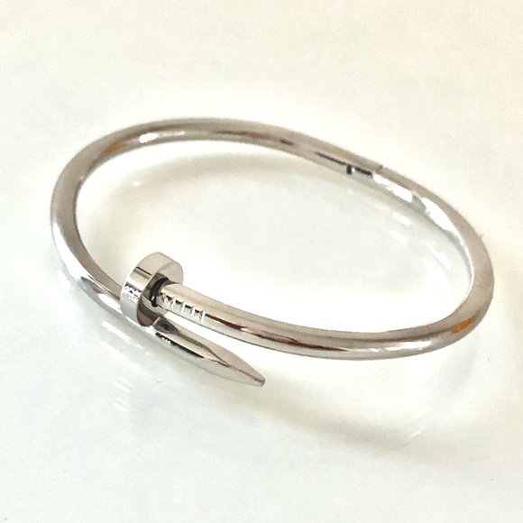 Nail Classic Model Bracelet - Picture 4 of 12